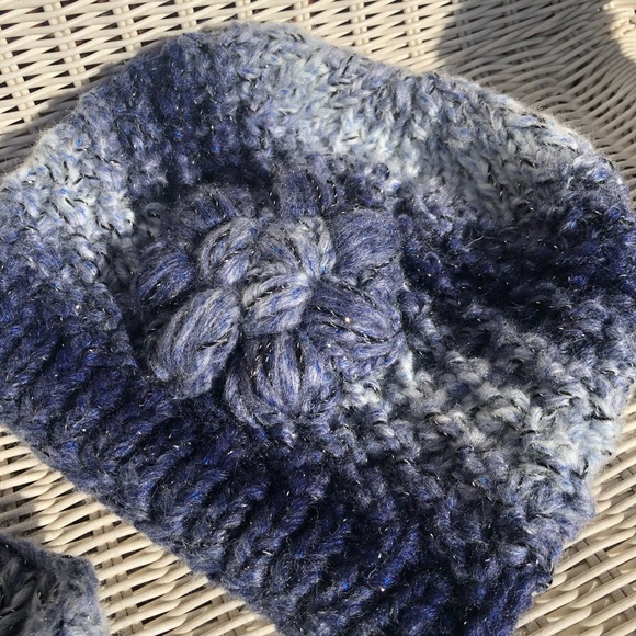 Ombre blue scarf and hat set.  Warm, Cozy, Unique - Picture 4 of 9
